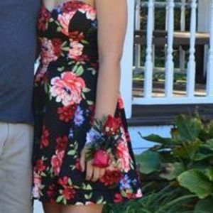 gorgeous multicolor floral strapless dress!